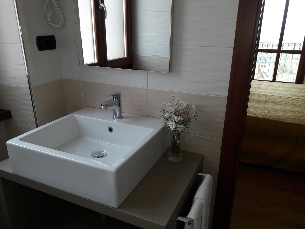 Albergo Diffuso Belvedere Alice Bel Colle Esterno foto
