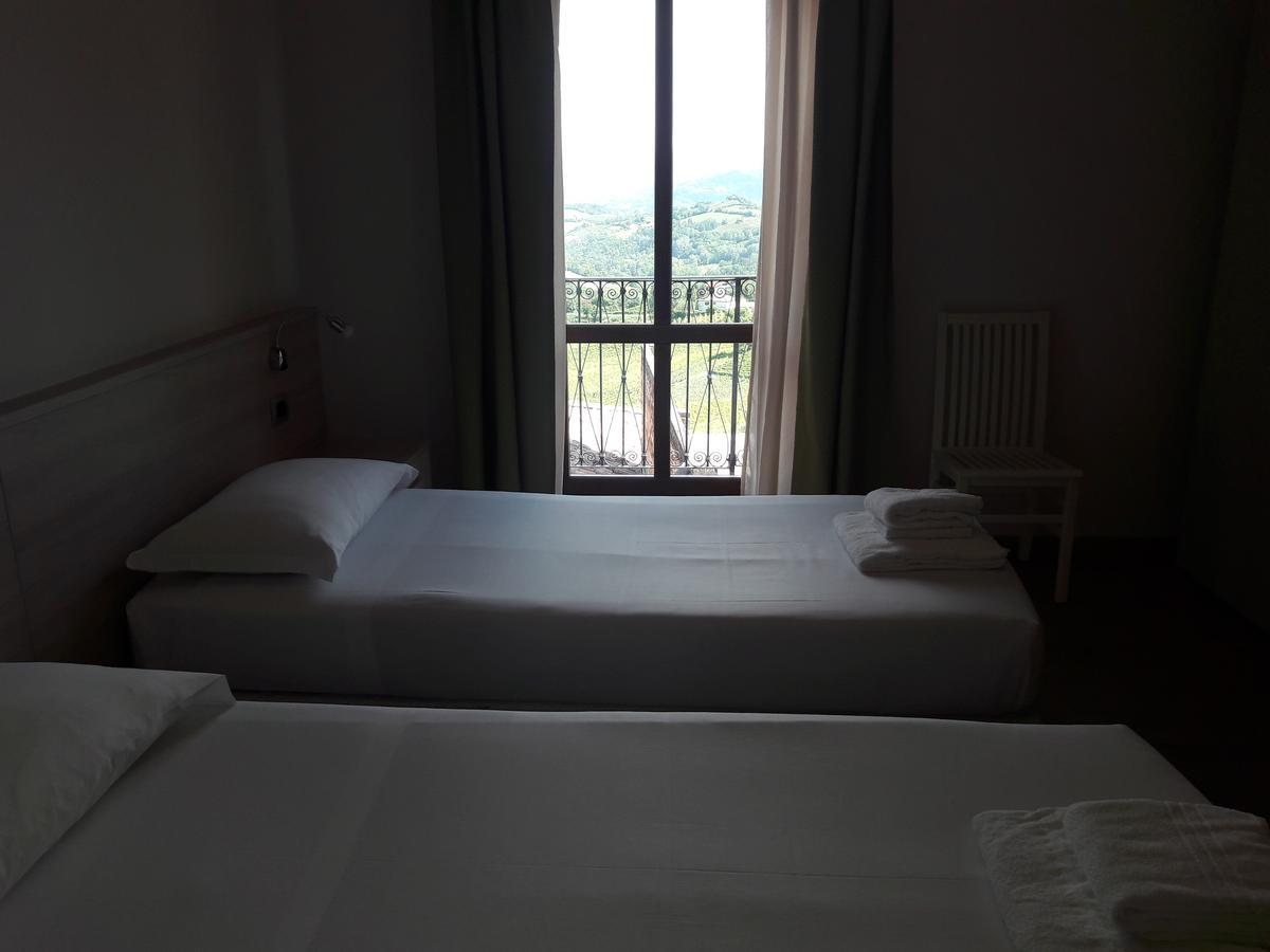 Albergo Diffuso Belvedere Alice Bel Colle Esterno foto